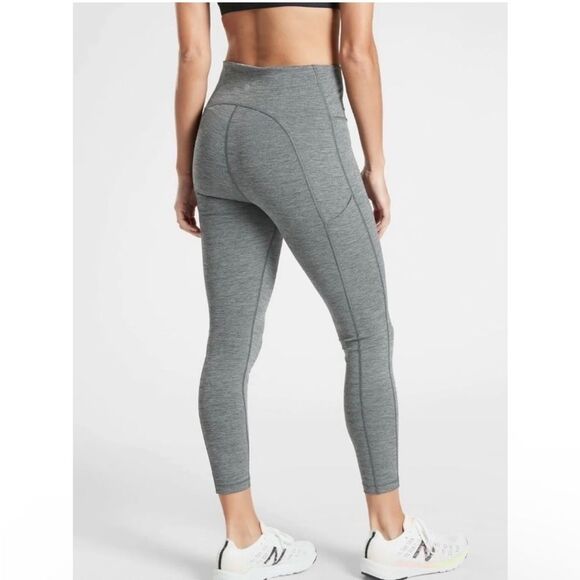 Athleta Grey Ultimate Stash Pocket 7/8 Tight Leggings Size Small Athletic - Picture 1 of 16